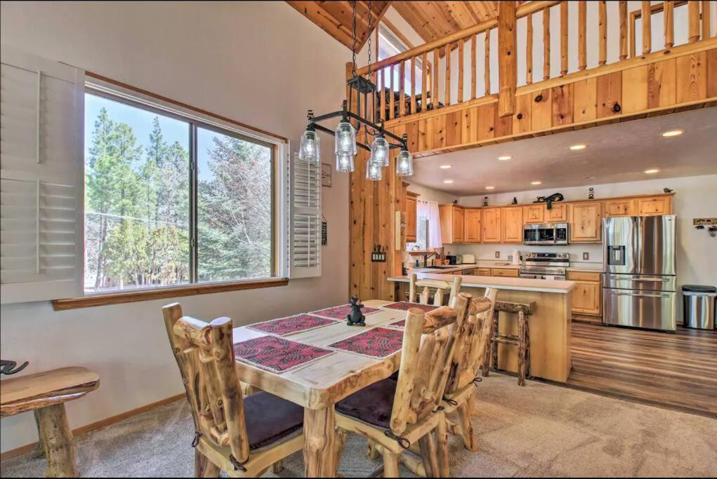 فيلا باينتوب ليكسايدفي Pine Cone Cabin المظهر الخارجي الصورة